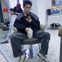 武汉Gay会员：傲娇不骄... 的头像