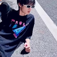 遵义同志会员：九命诗 的头像
