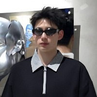 重庆同志会员：十八与她 的头像