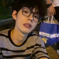 咸宁同志会员：纯情小磊 的头像