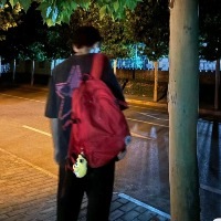 北京同志交友：深陷你眼 的头像